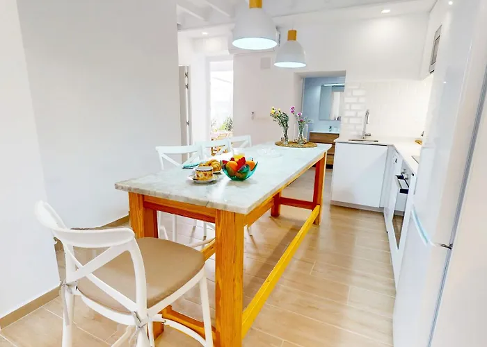 Lino By Family Homes Апартаменти *