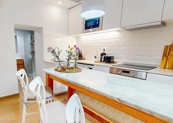 Апартаменти Lino By Family Homes